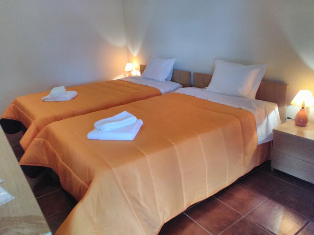 Monte Familia Ferreira Hotel Vale de Acor Exterior photo